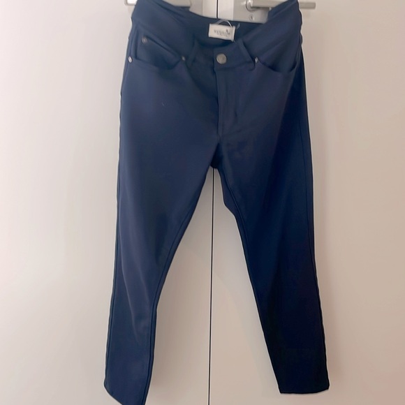Bootlegger Blue Curvy skinny Ankle pant . - Picture 4 of 8